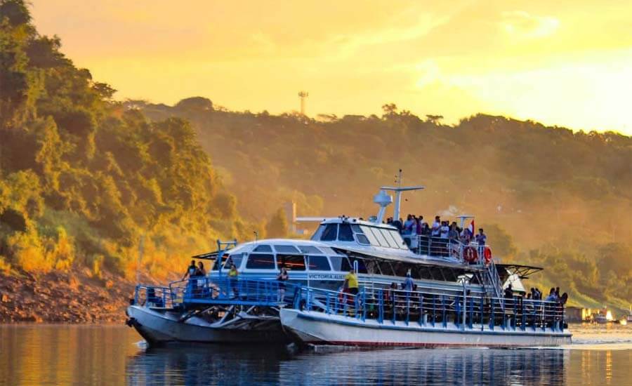 CATAMARÁN VICTORIA AUSTRAL - DESDE PUERTO IGUAZÚ