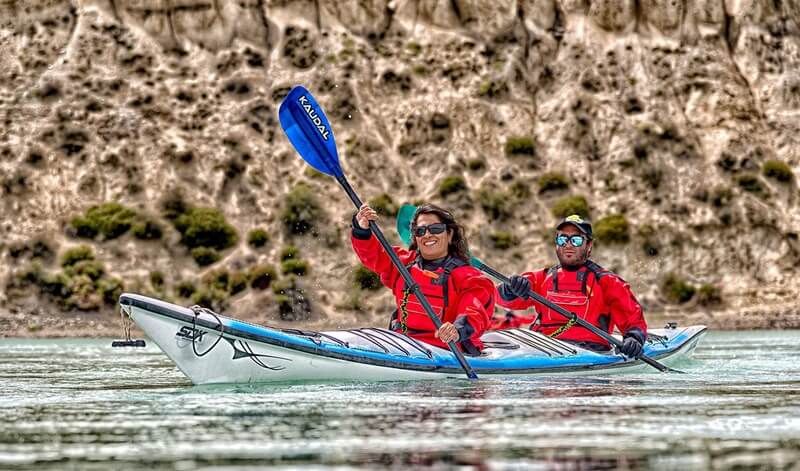 DARWIN EXPERIENCE KAYAKS CON ALMUERZO