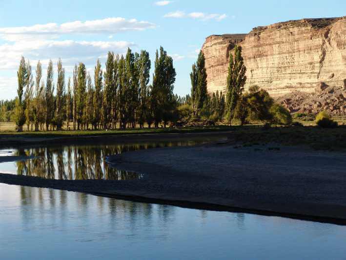 VALLE DEL RÍO CHUBUT - MEDIO DÍA